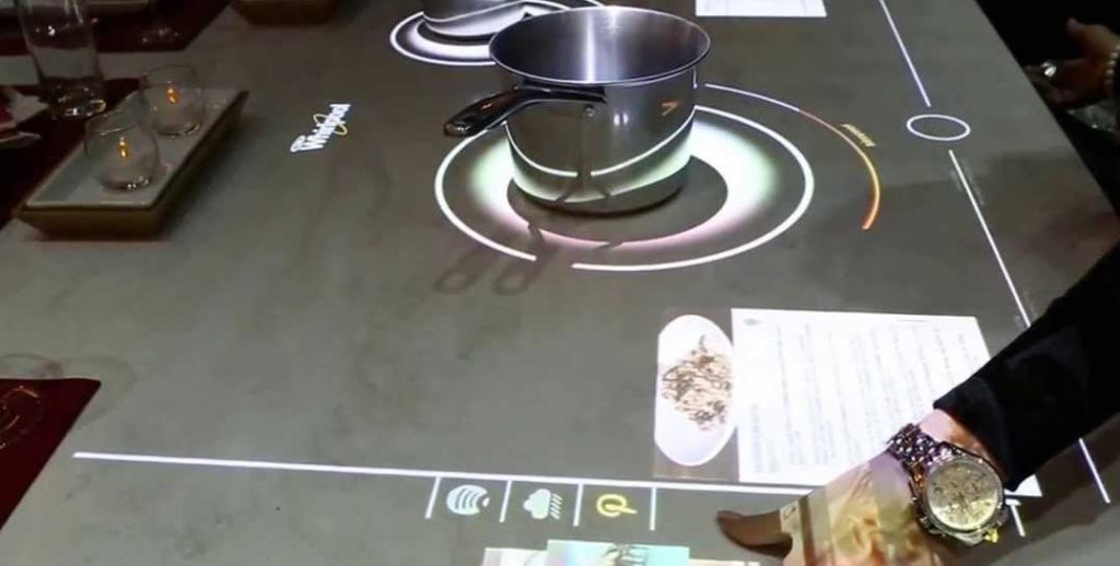 WhirlPool’s interactive cooktop