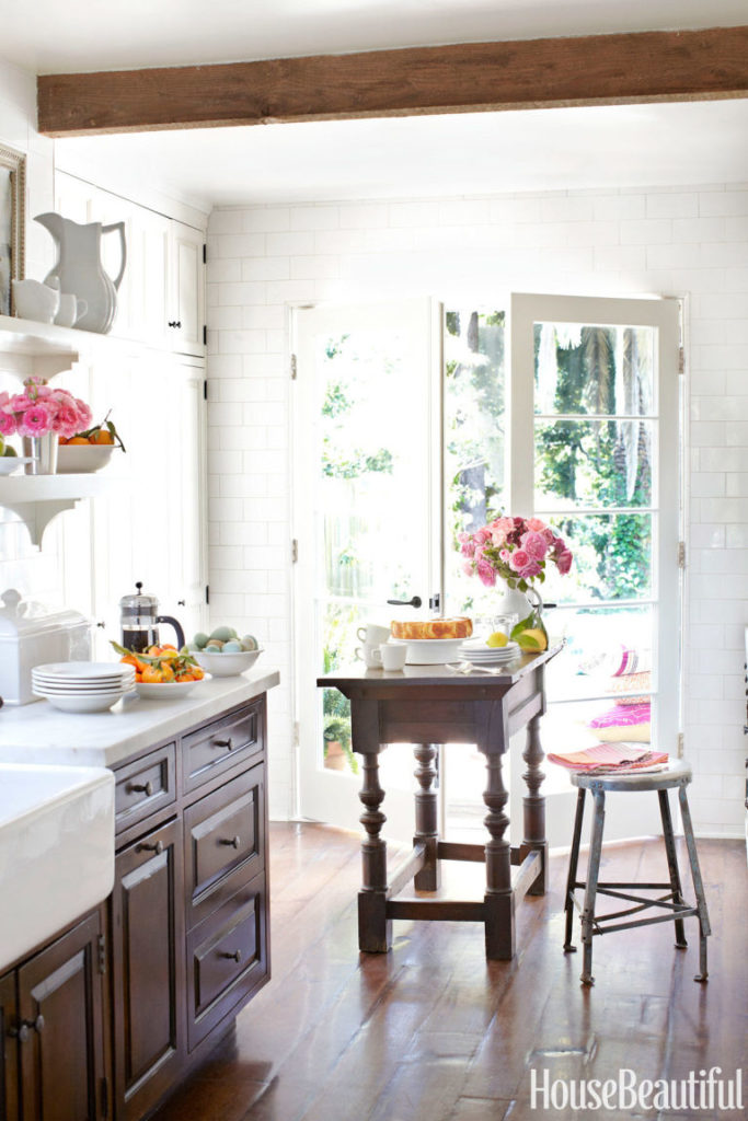 Charming cottage kitchen