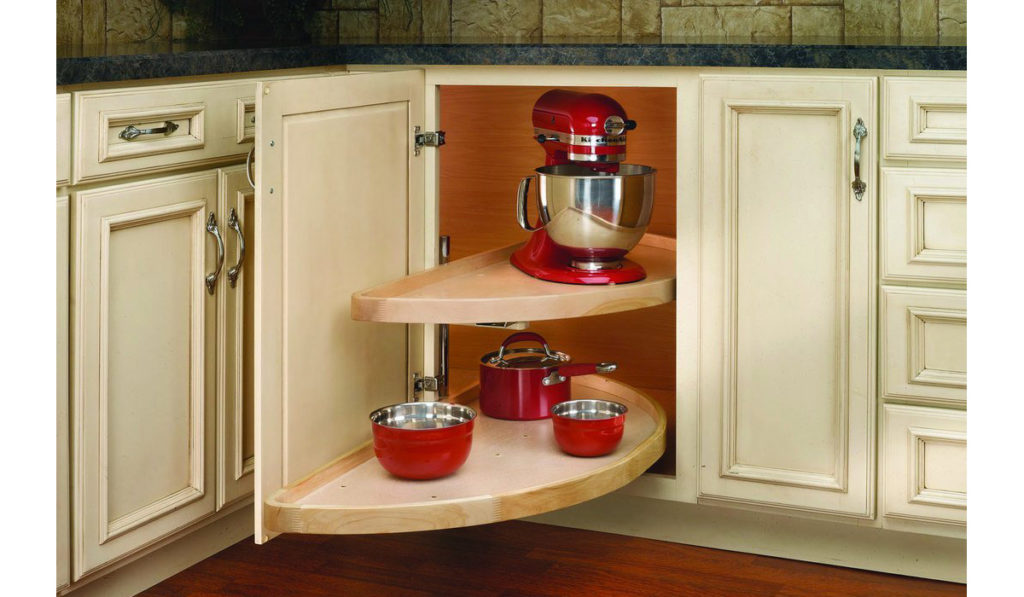 Corner kitchen cabinets