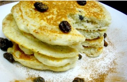 Cinnamon Raisin Pancakes