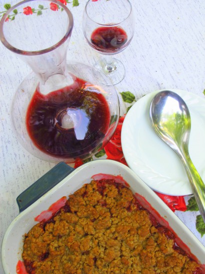 Ruby Red Rhubarb and Strawberry Crumble