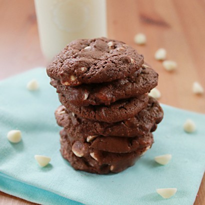 Chewy Chocolate Cookies