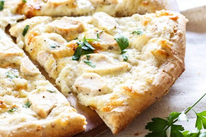 Chicken Alfredo Pizza