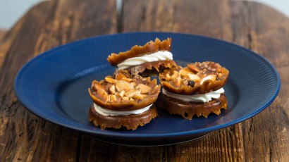 Florentines with Vanilla Buttercream