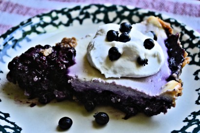 Cream Cheese Berry Pie