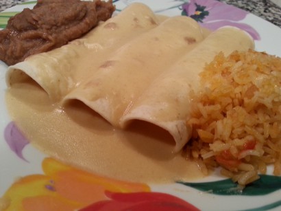 Cheese Enchiladas with Sour Cream Sauce