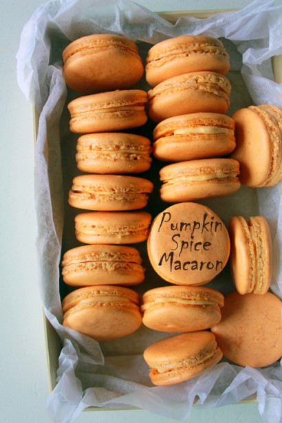 Pumpkin Spice Macarons