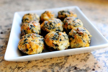 Spicy Spinach-Stuffed Mushrooms