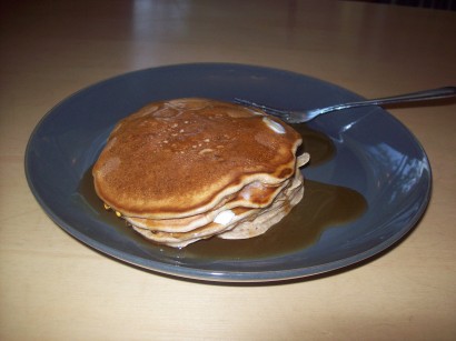 Cinnamon Vanilla Maple Pancakes